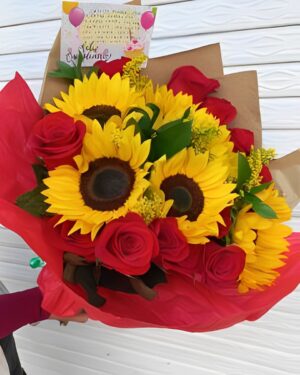 Bouquet de 7 girasoles y 12 rosas R139
